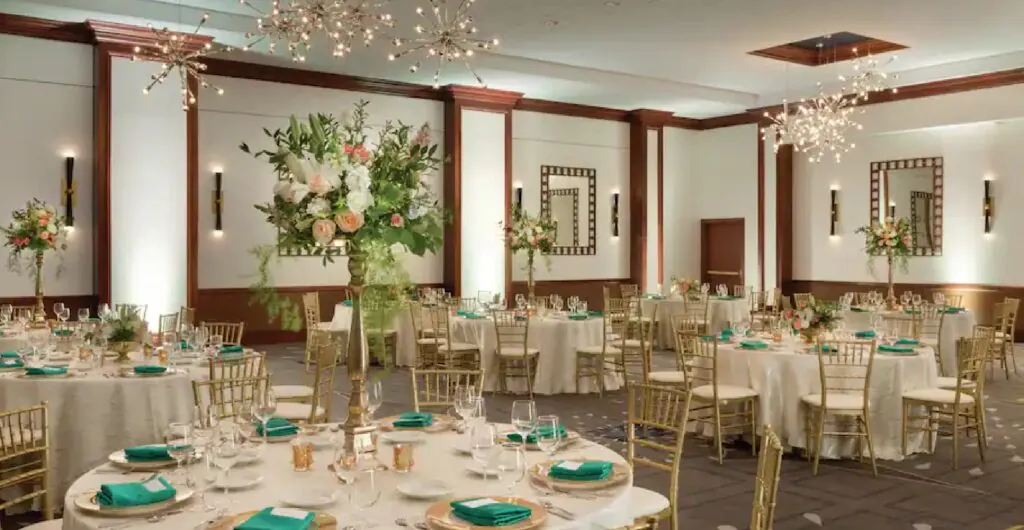 atlss meeting room wedding rounds 02